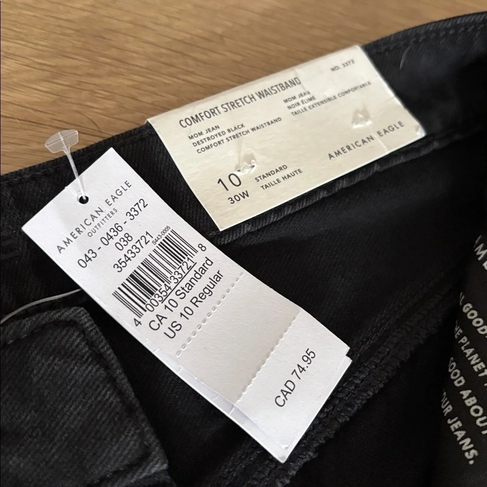 AE (10) Mom Jean Destroyed Black Comfort Stretch Waistband High Rise NWT - Picture 5 of 10